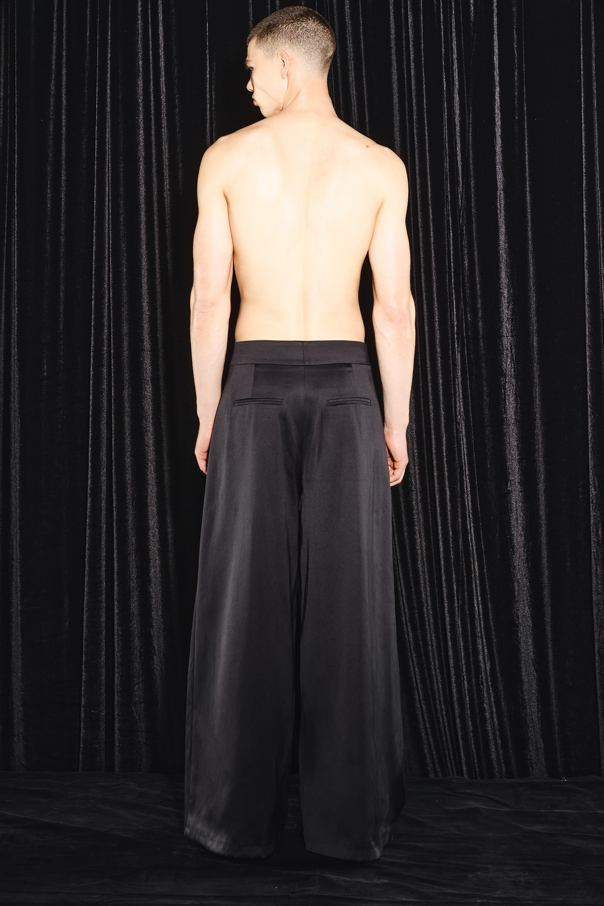 Erroton Pants Black