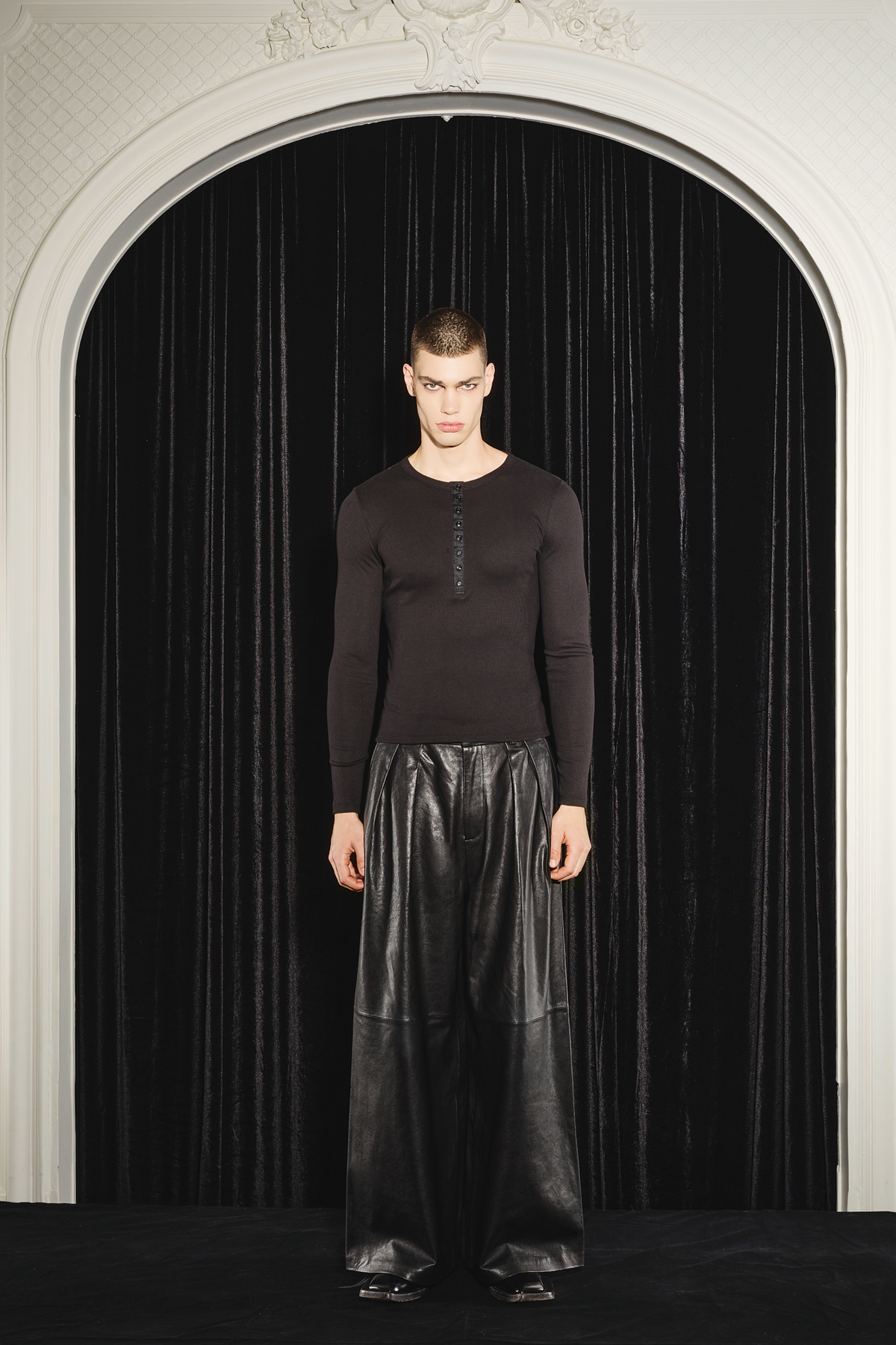 Oben Long Sleeve Black