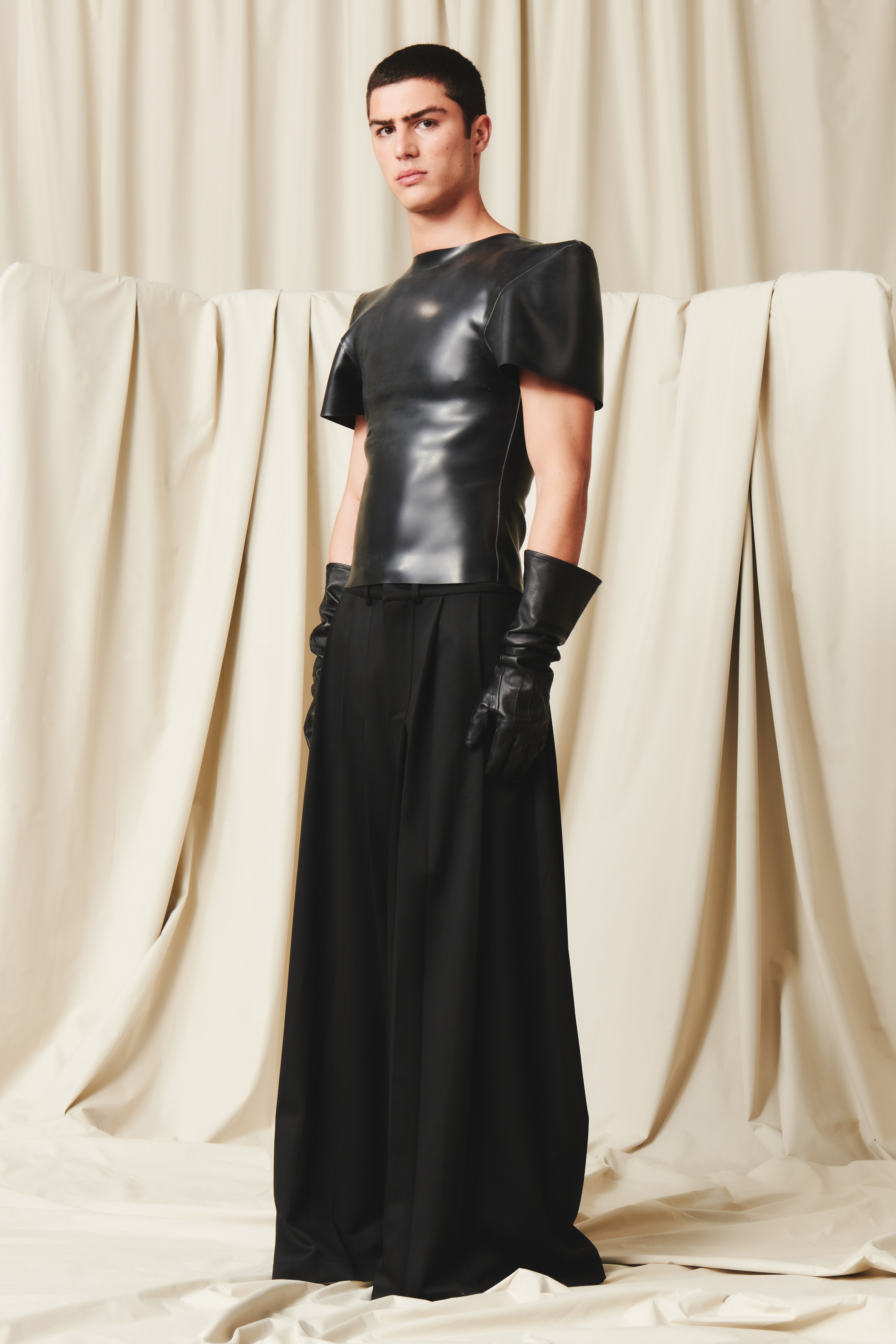 Louis Latex Tee Black