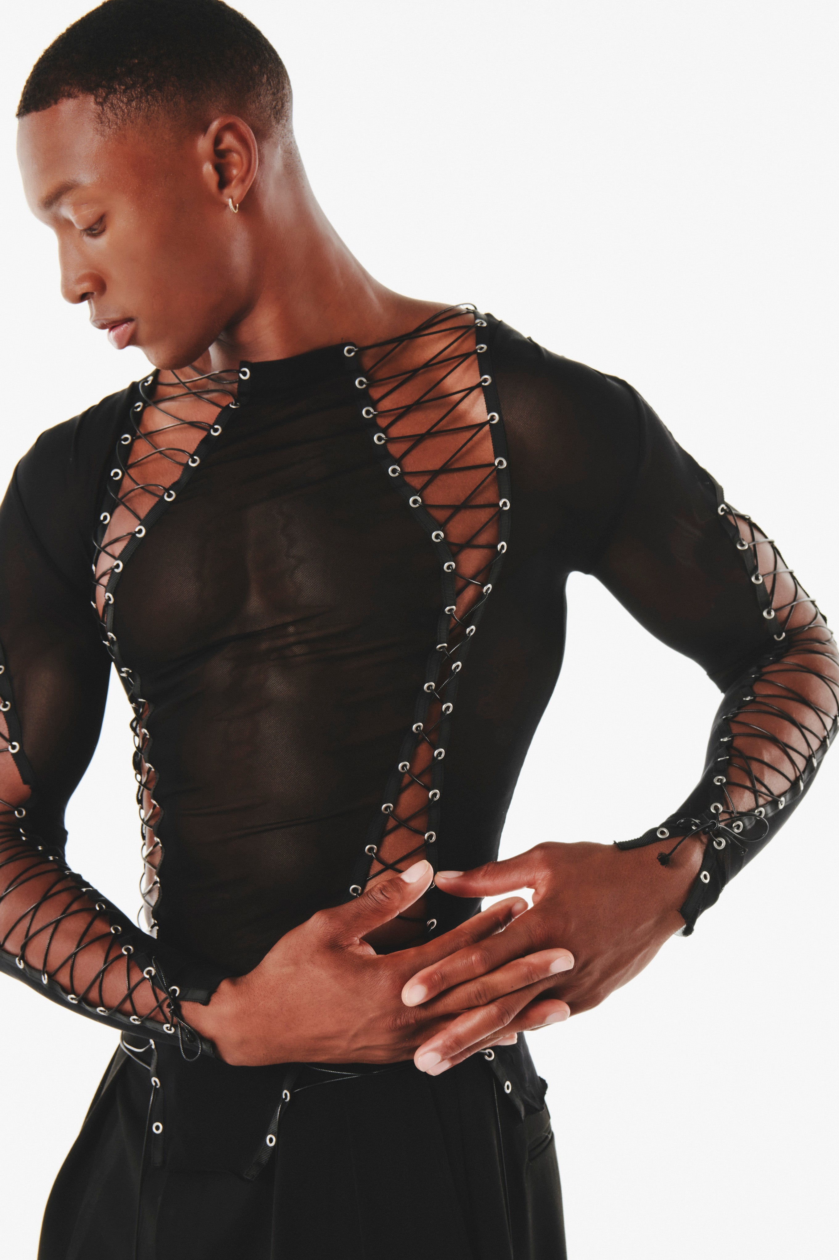 Gregor Top Black Mesh