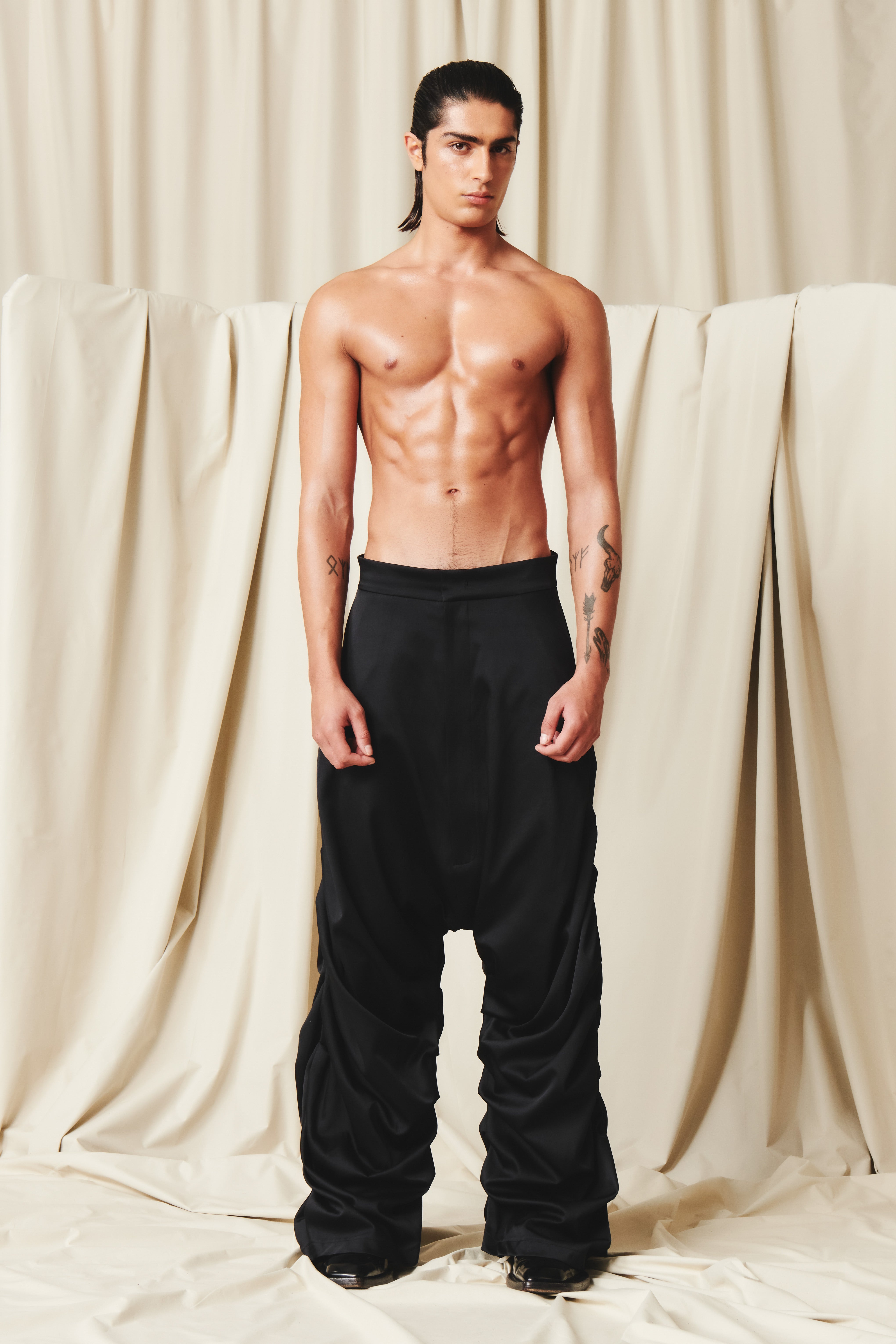 Hyppolyte Satin Pants Black