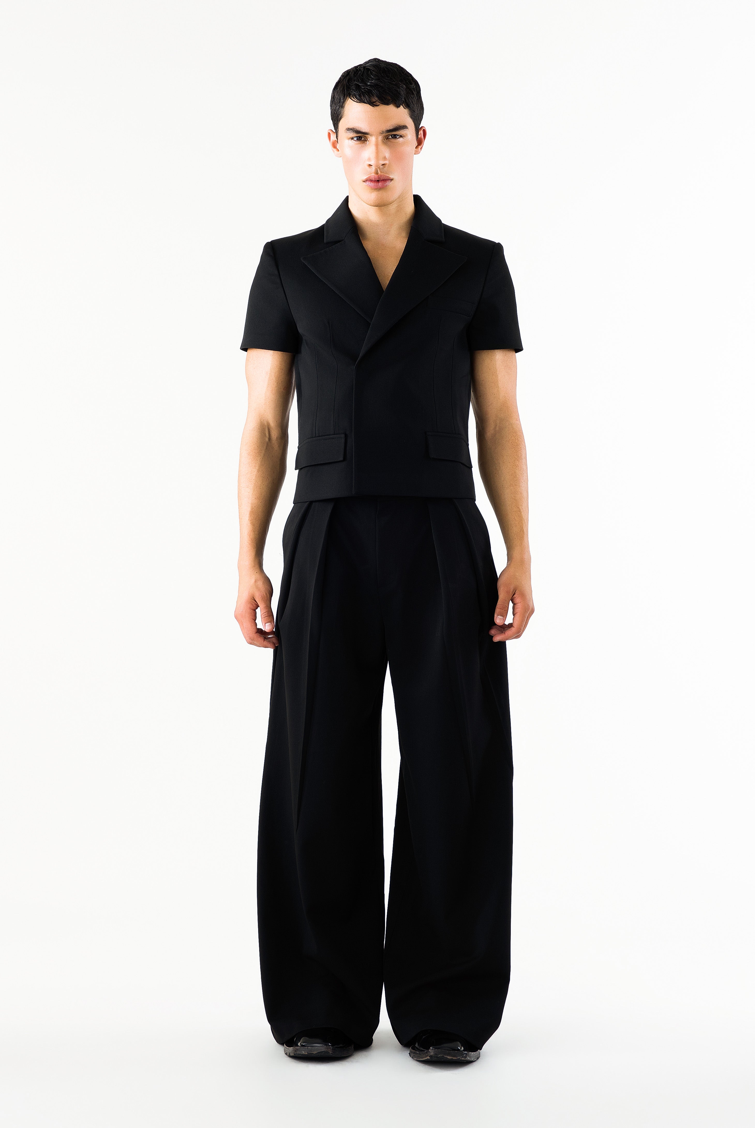 Erza Short Sleeves Blazer Black