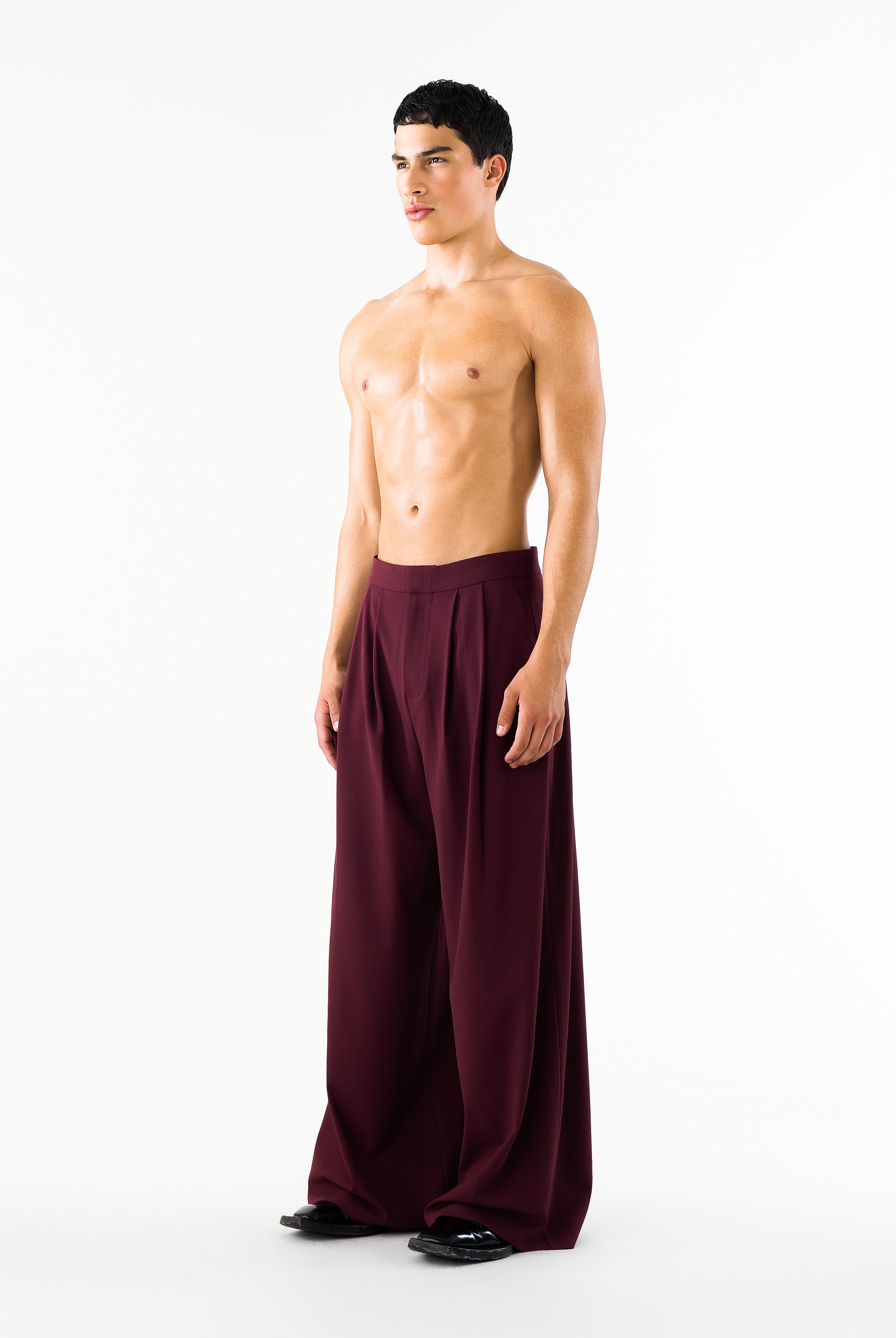 Eros Pant Wine