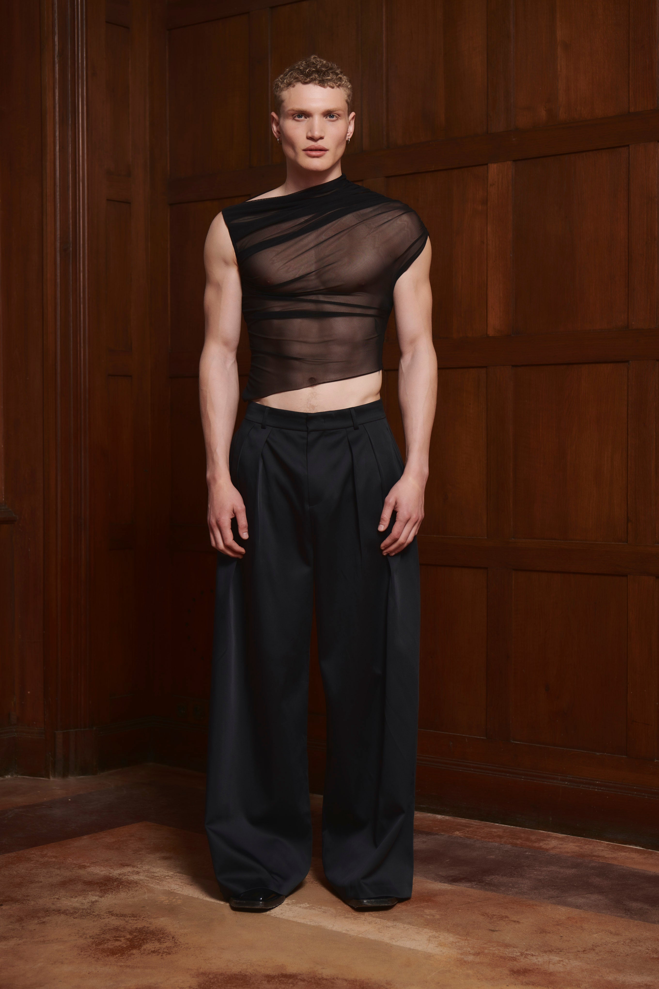 Leandar Top Black Mesh