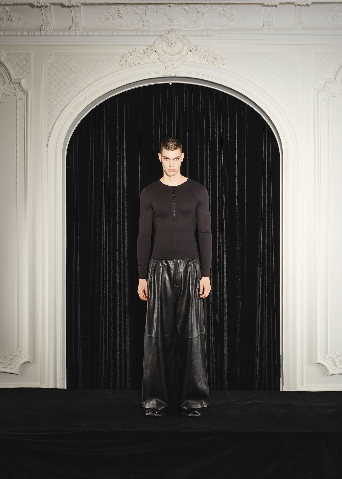 Oben Long Sleeve Black