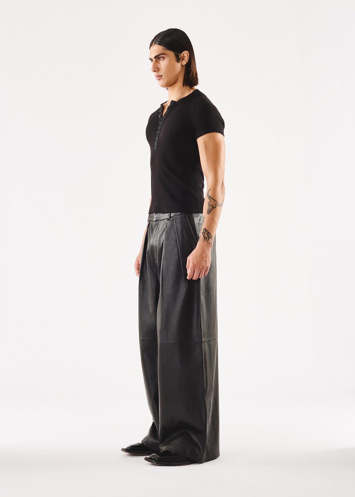 Oben Short Sleeve Black