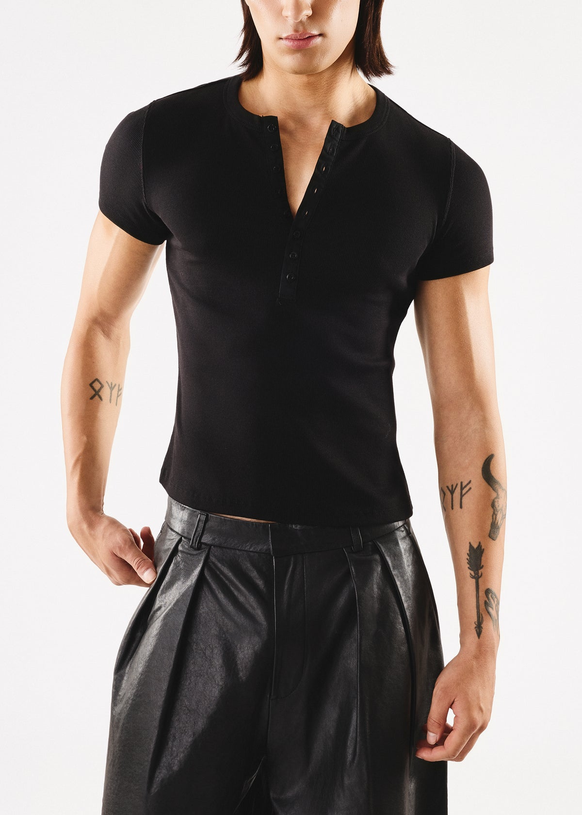 Oben Short Sleeve Black