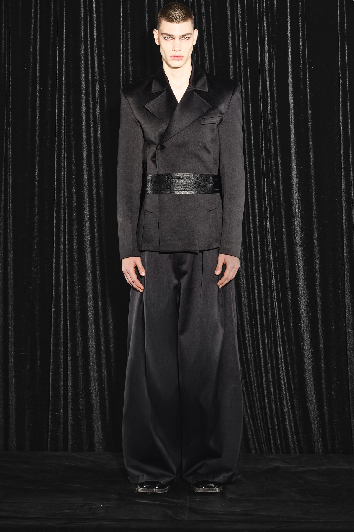 Erroton Pants Black