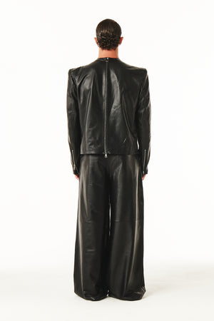 
            
                Load image into Gallery viewer, Kurt Black Leather
            
        