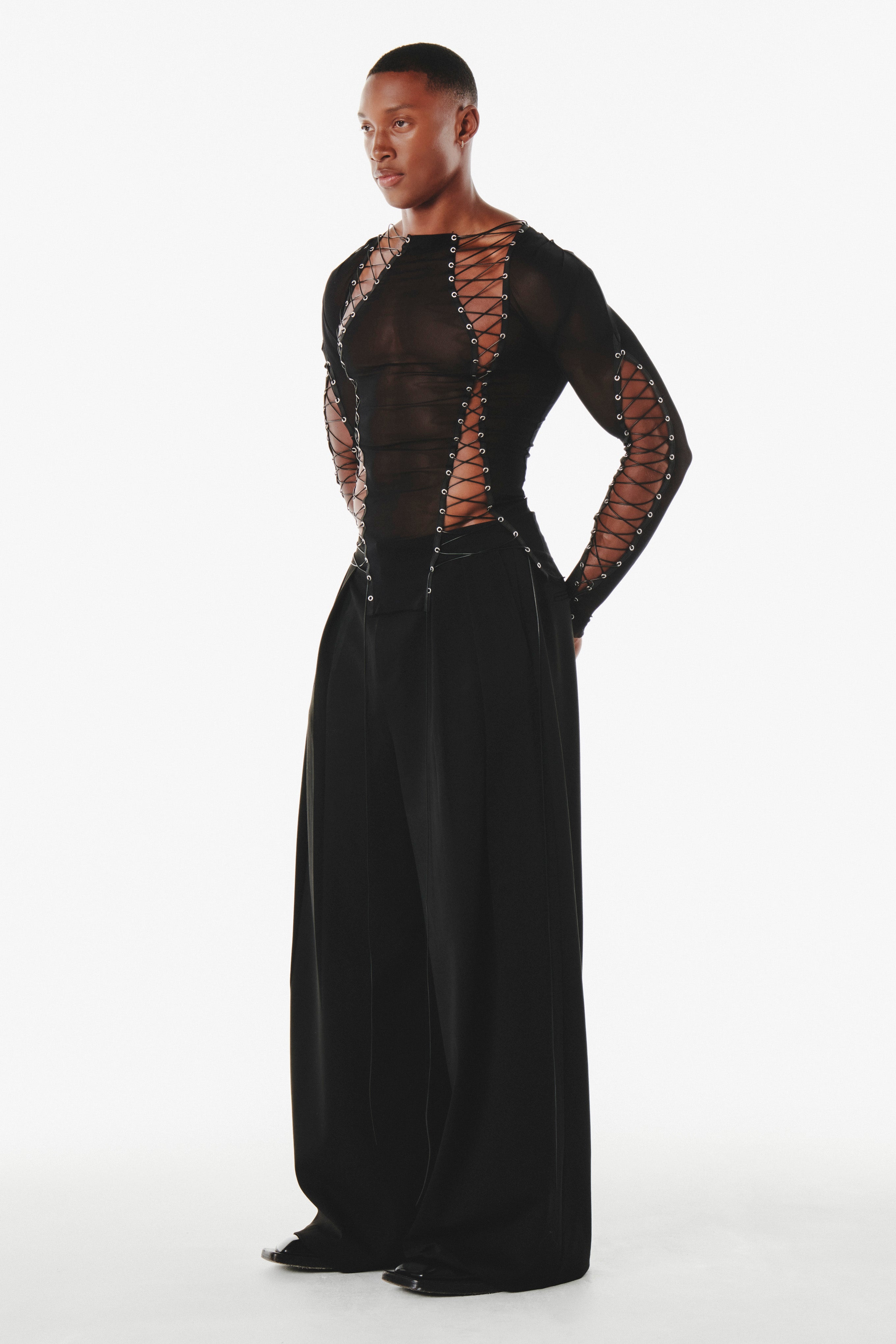 Gregor Top Black Mesh