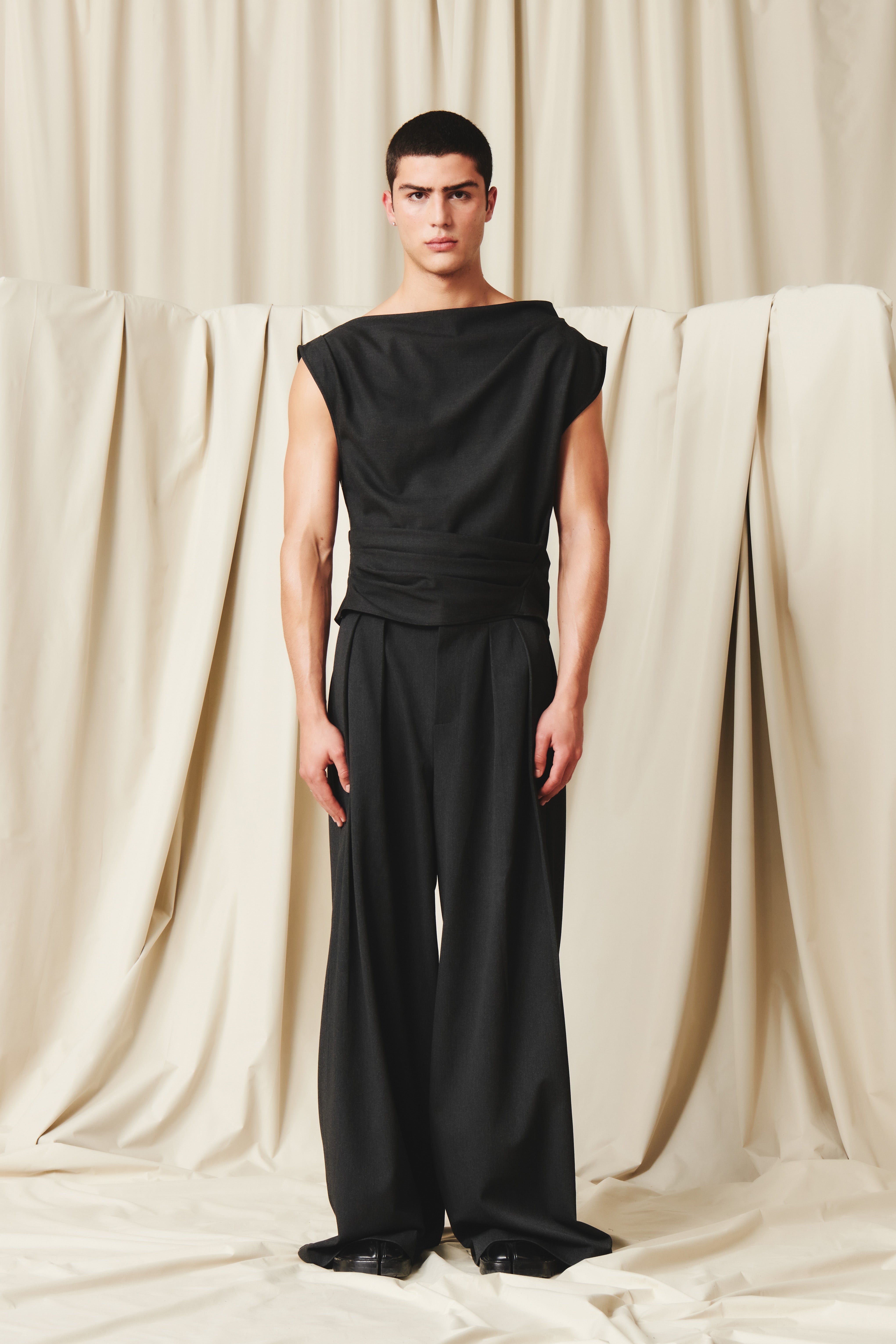 Eros Pants Charcoal