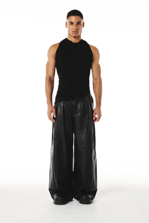 
            
                Load image into Gallery viewer, Loukas Top Black
            
        