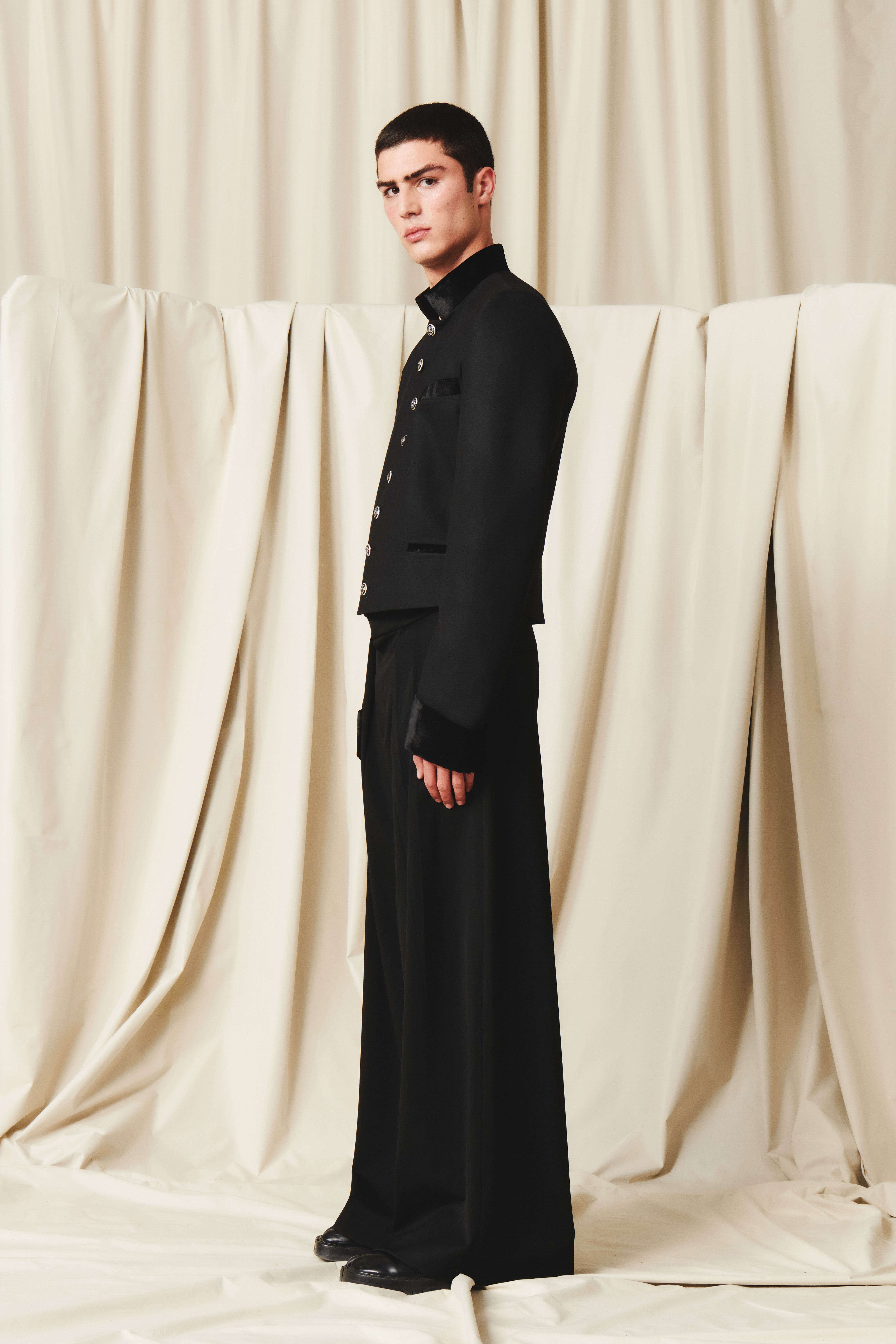 Leonard Black Blazer