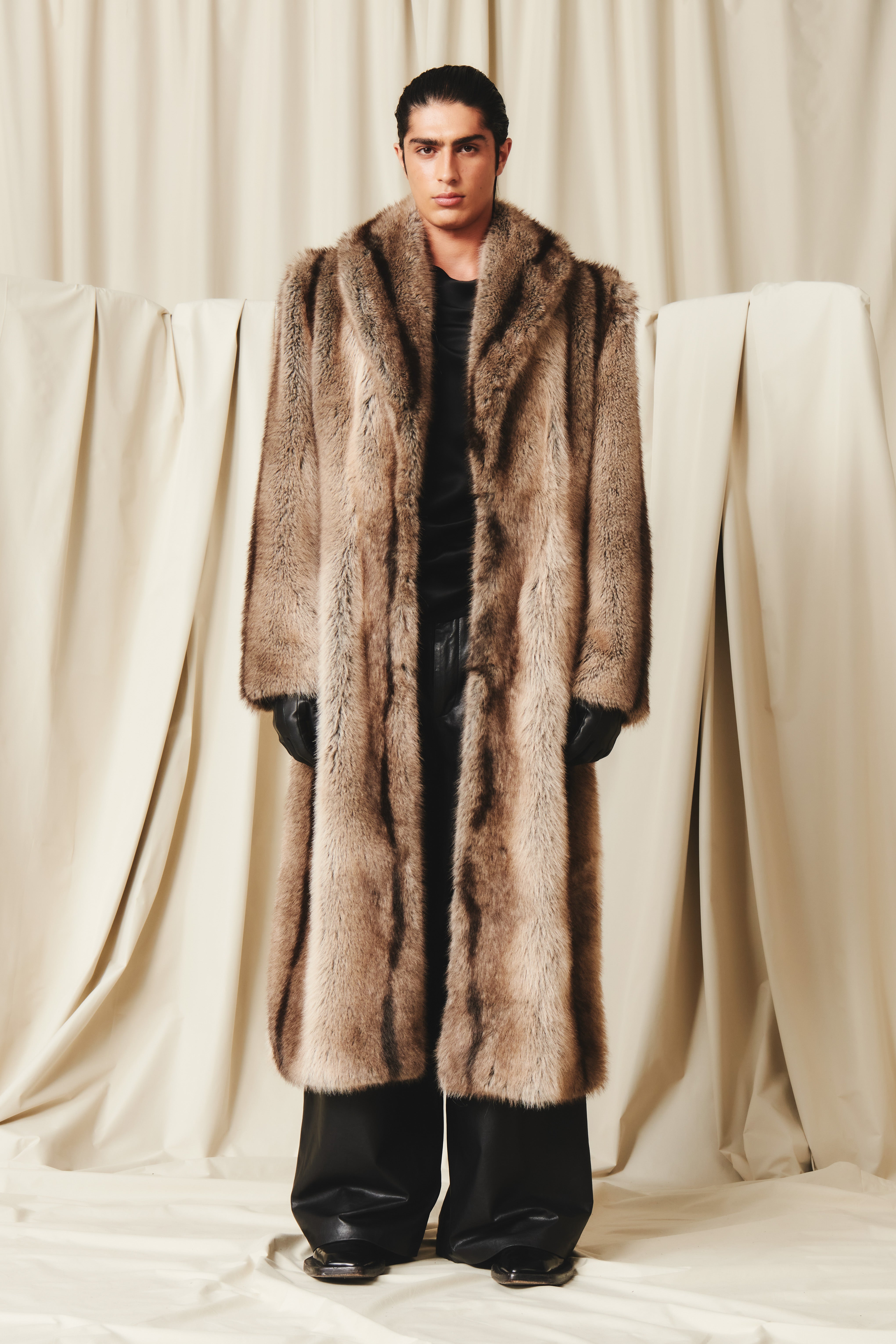 ジャケット・アウター muguet duffle short fur coat Julius Fur Jacket Natural