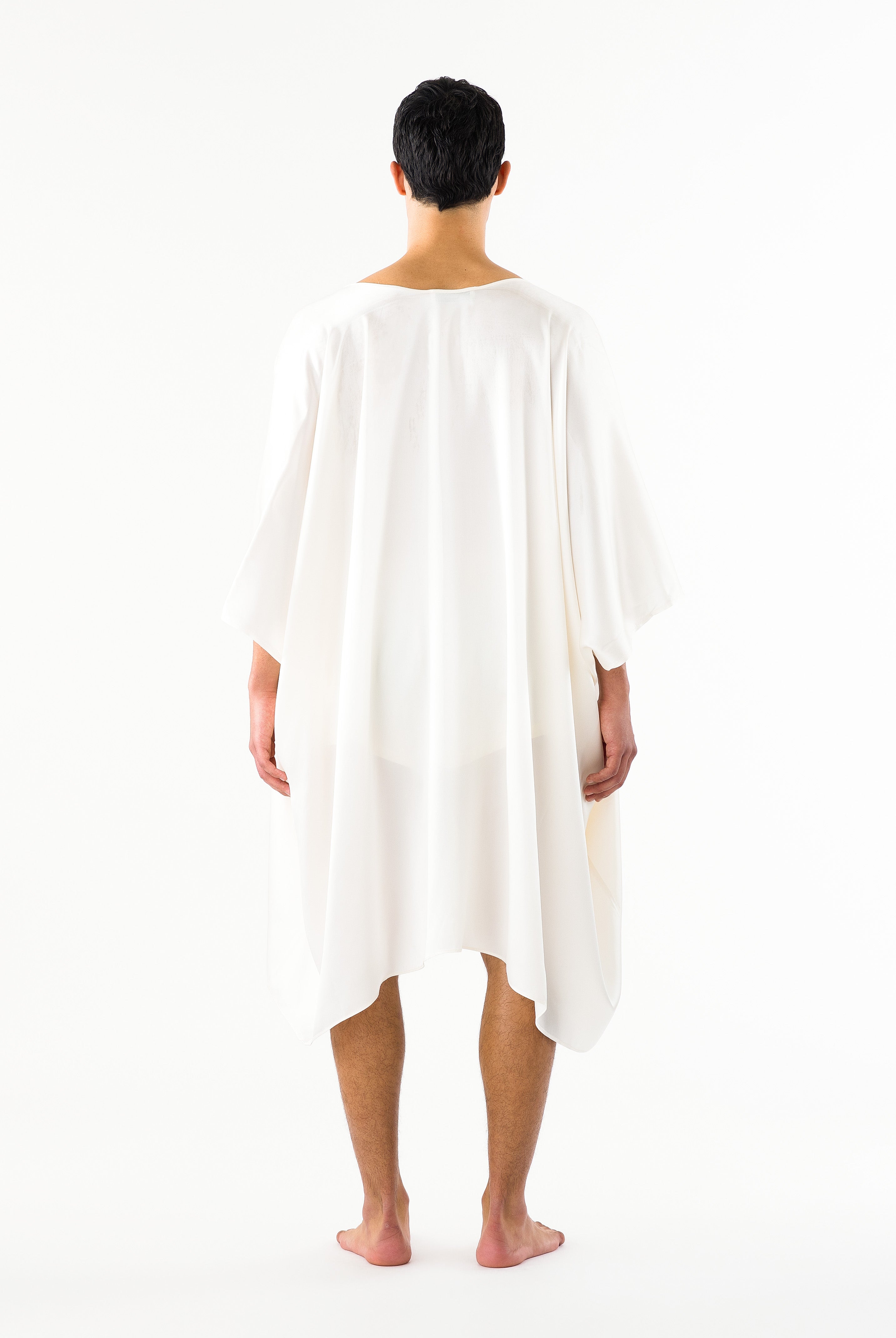 Lindez Ivory Silk Kimono