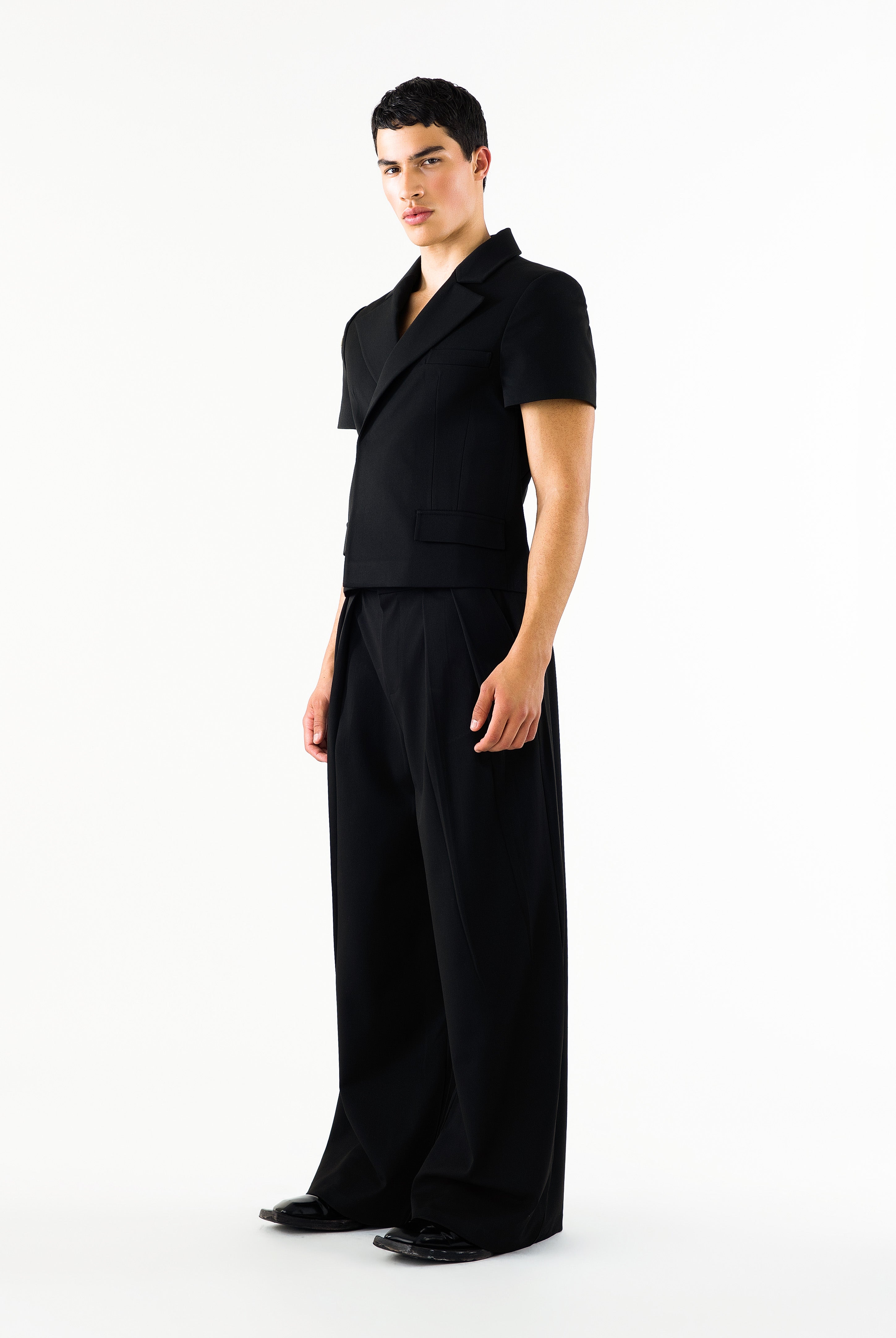 Erza Short Sleeves Blazer Black