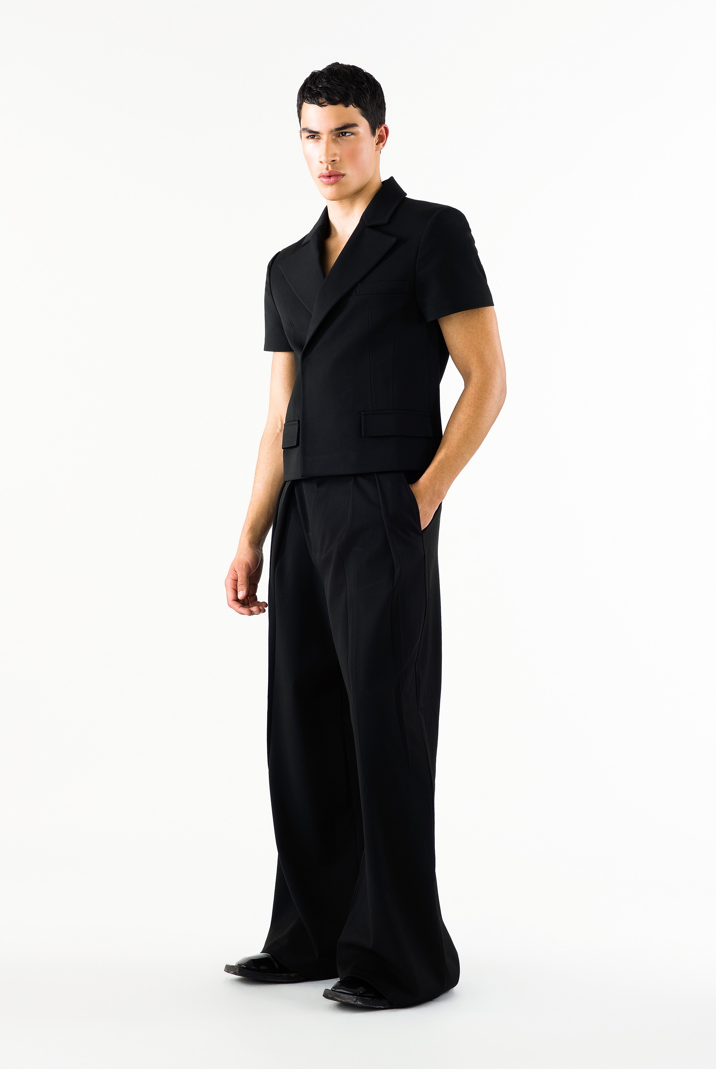 Erza Short Sleeves Blazer Black