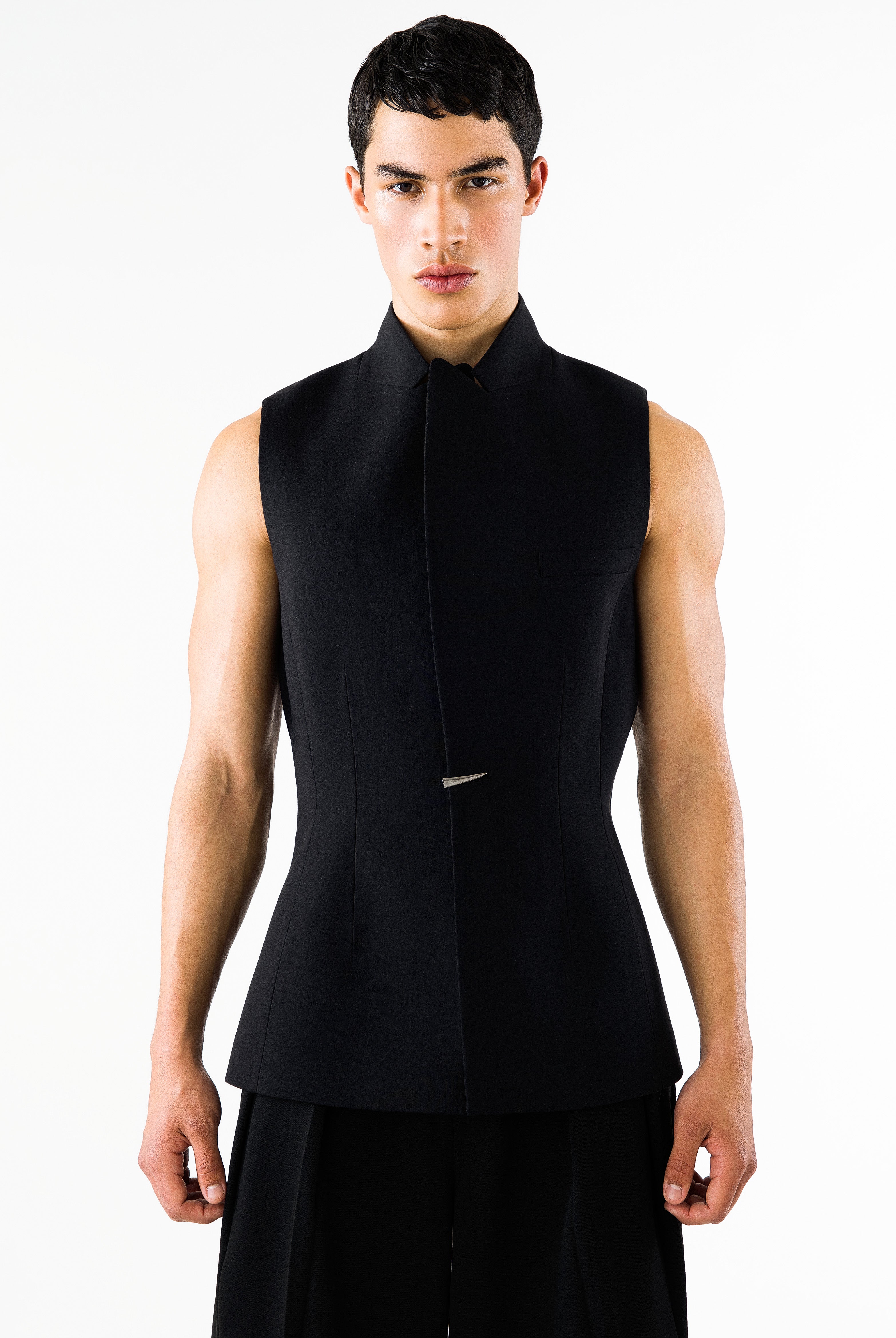Aslan Sleeveless Blazer Black
