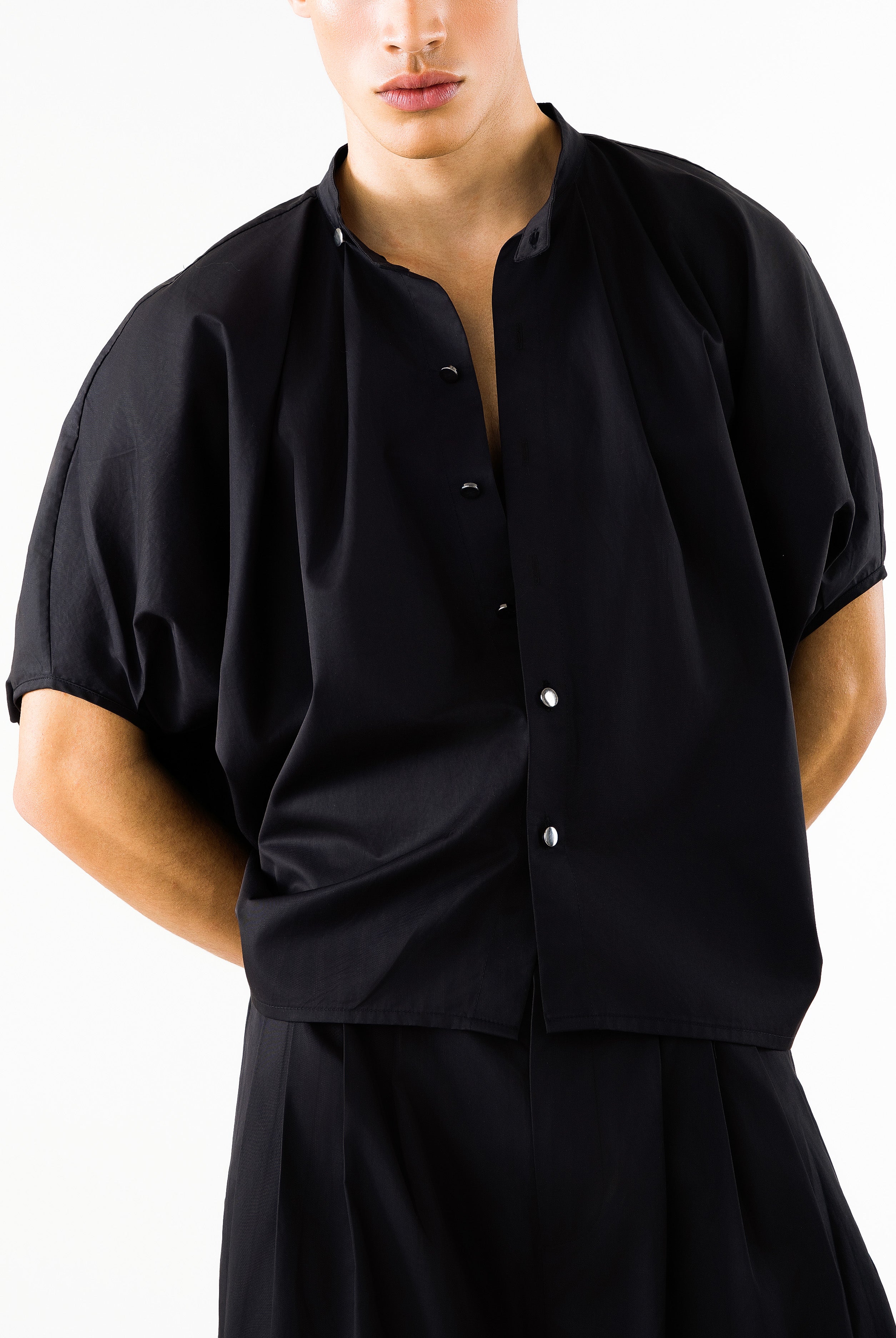 Theodoro Top Black