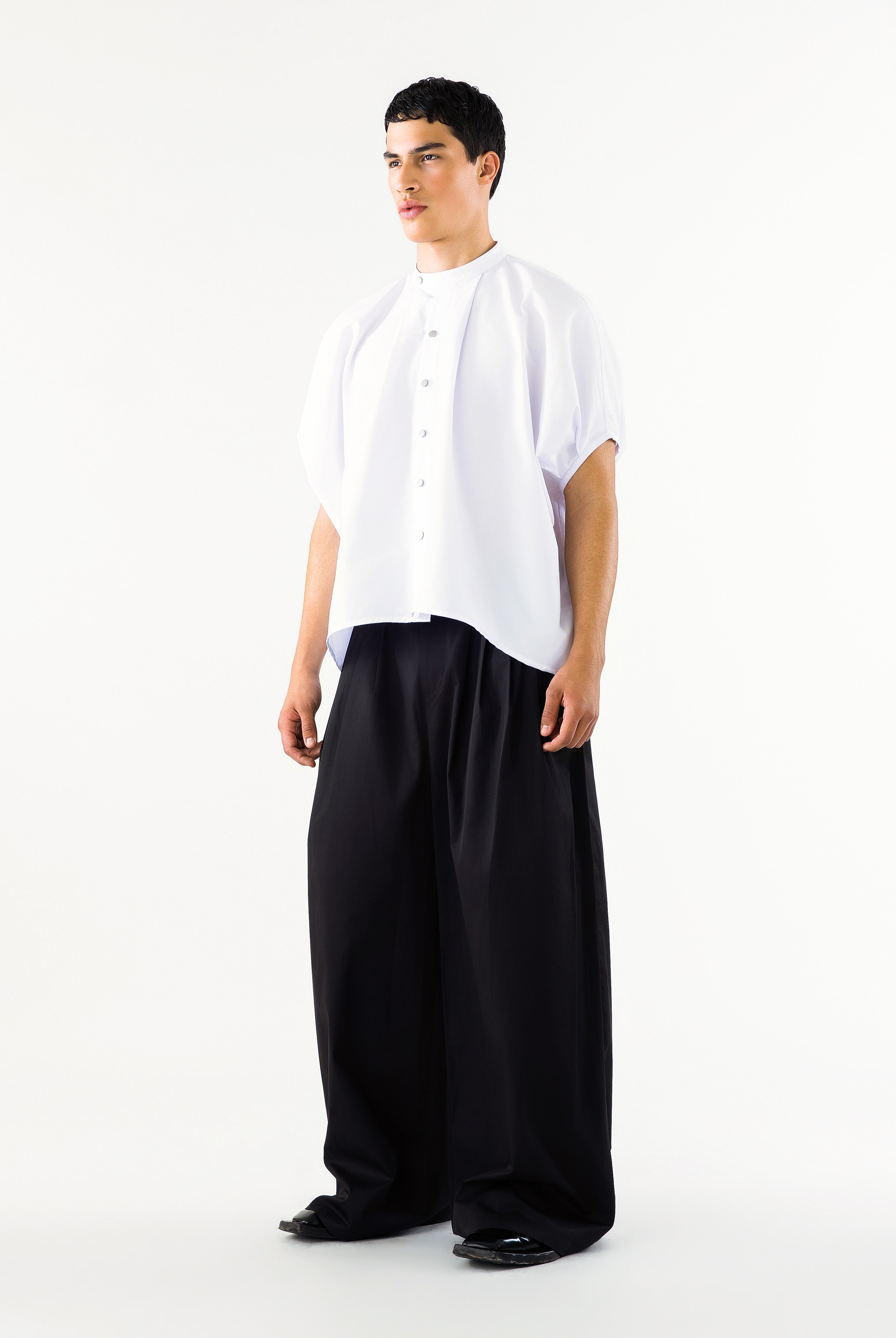 Theodoro Top White