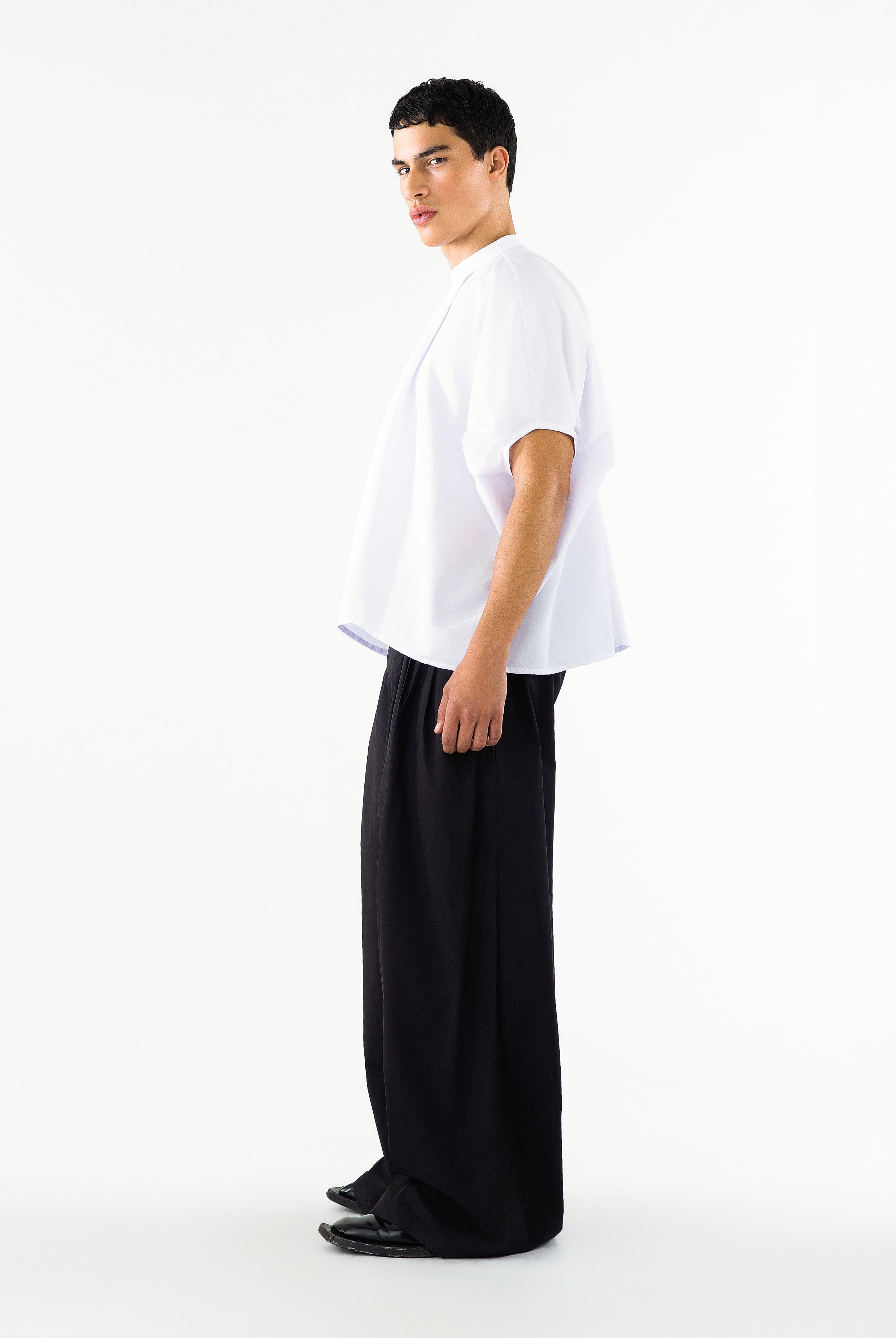 Theodoro Top White
