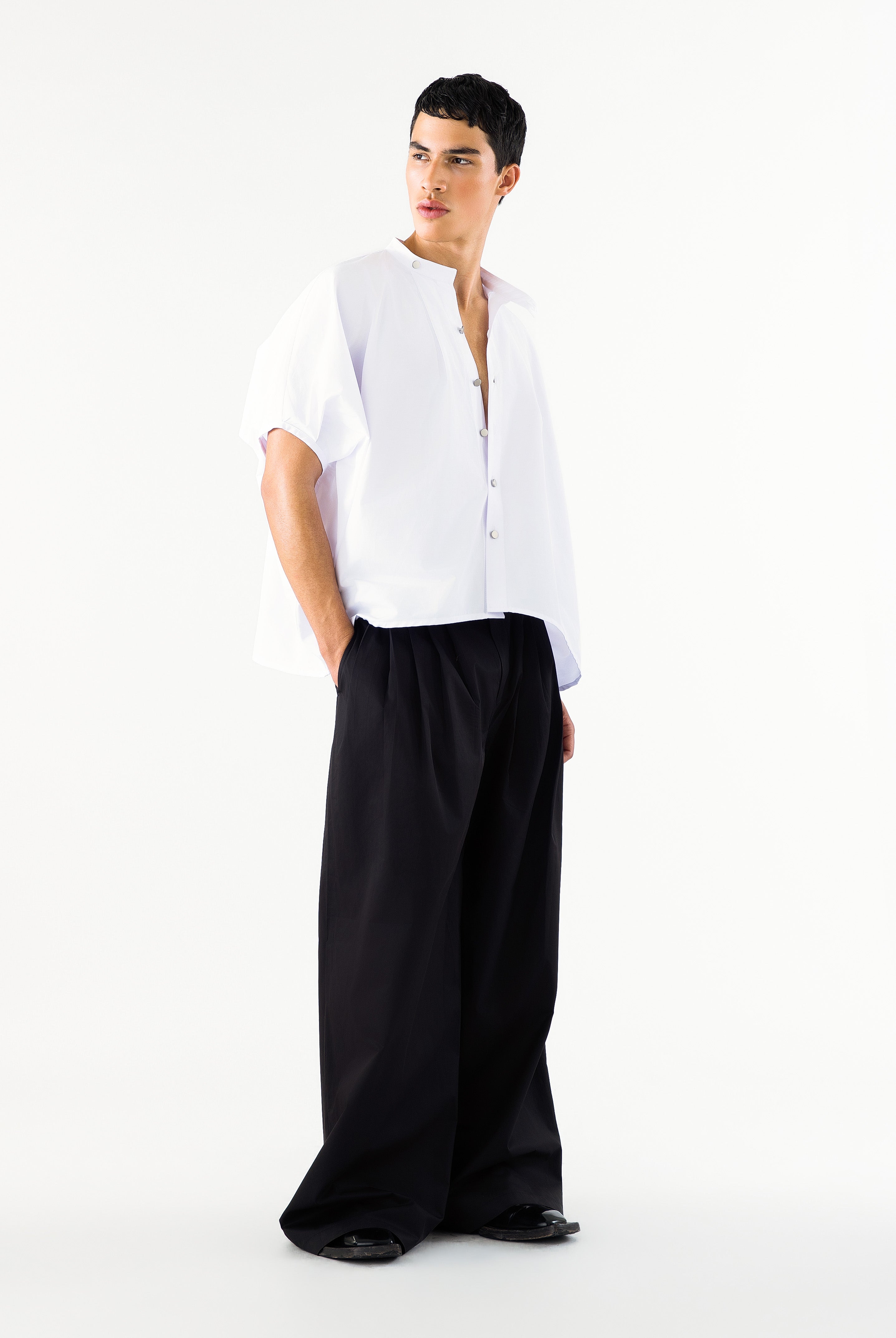 Theodoro Top White