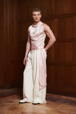 
            
                Load image into Gallery viewer, Pierson Top Soft Pink SILK
            
        