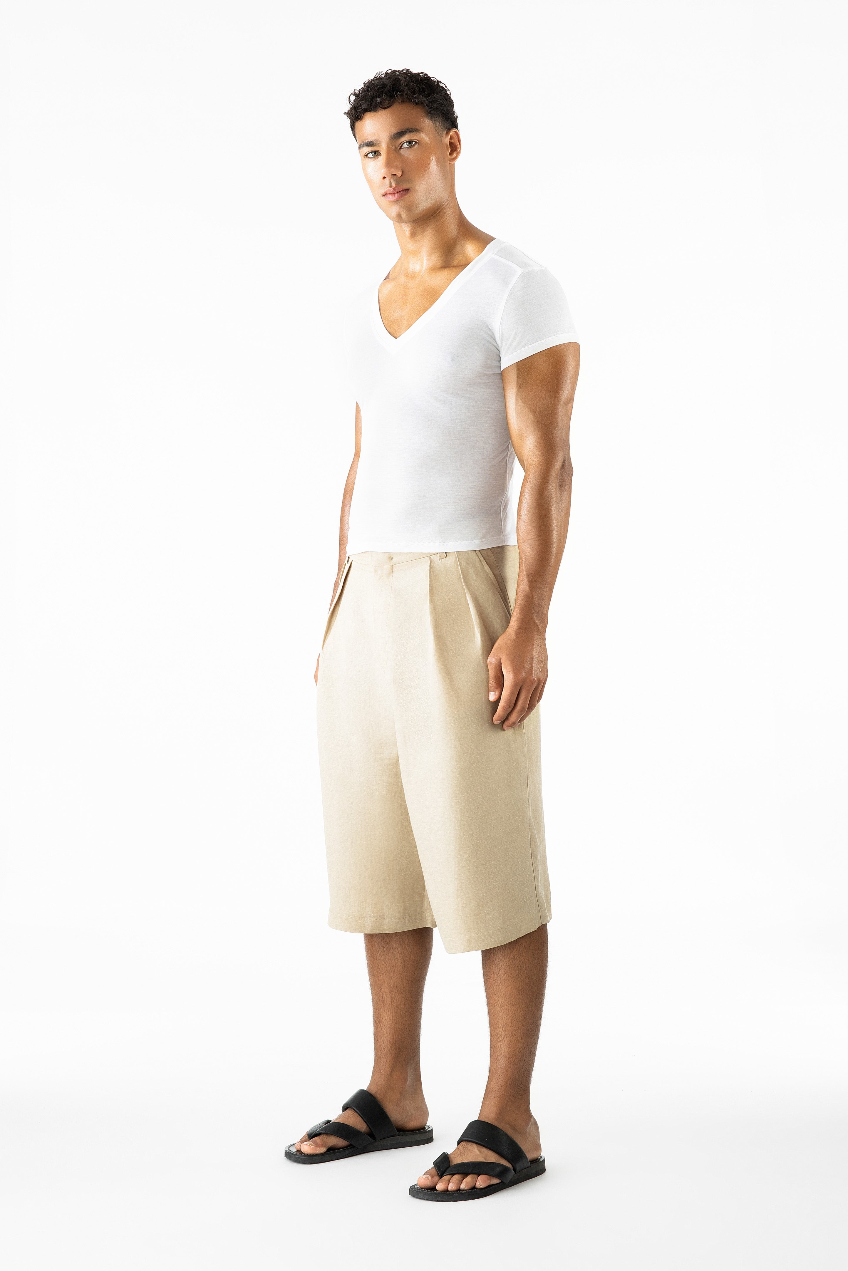 Omario Tee White