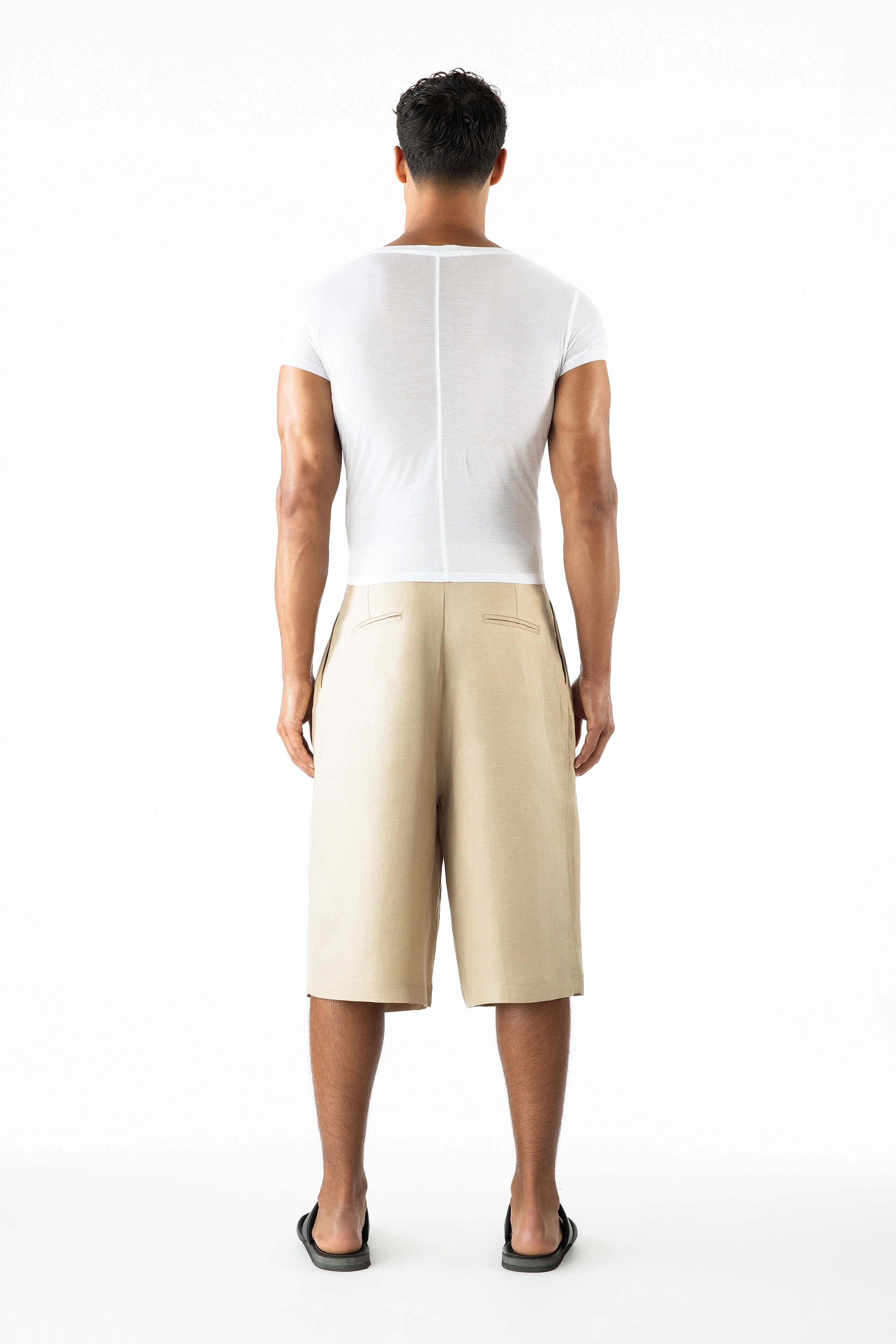 Omario Tee White