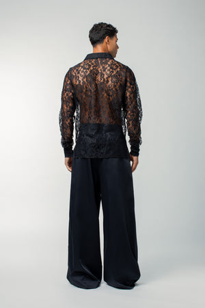 
            
                Load image into Gallery viewer, London Shirt Black Lace
            
        