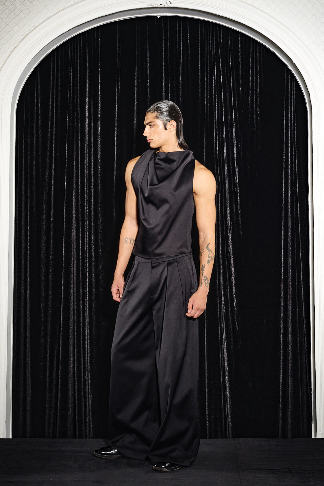 Connor Top Black